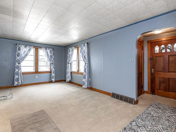 3rd image of 507 N Jefferson St