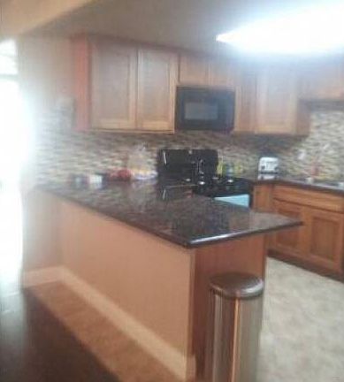 5th image of 5932 Hilltop Dr