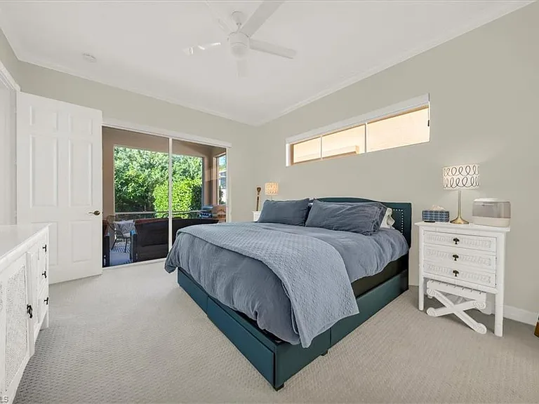 28327 Hidden Lake Dr — Photo 17