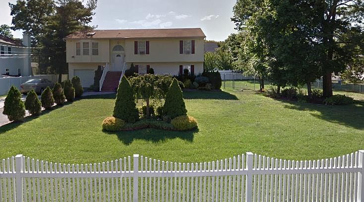 1st image of 40 S 33rd St