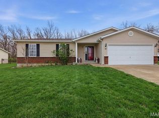 394 Parkway Dr, Troy, MO
