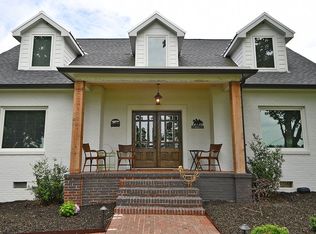 1367 Twin Cedars Rd, Chickamauga, GA 30707