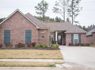 3738 Willow Wood Dr, Lake Charles, LA 70605