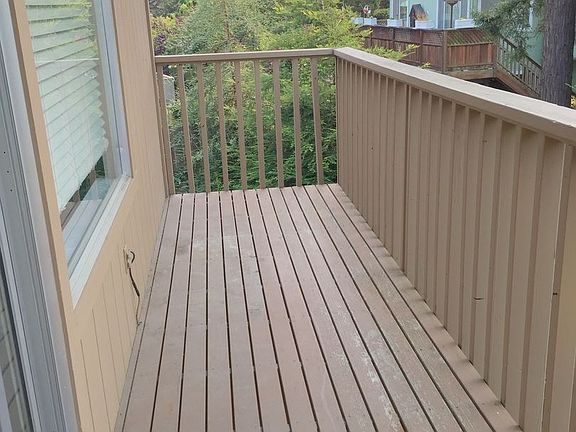 2nd image of 152 Provincetown Ct