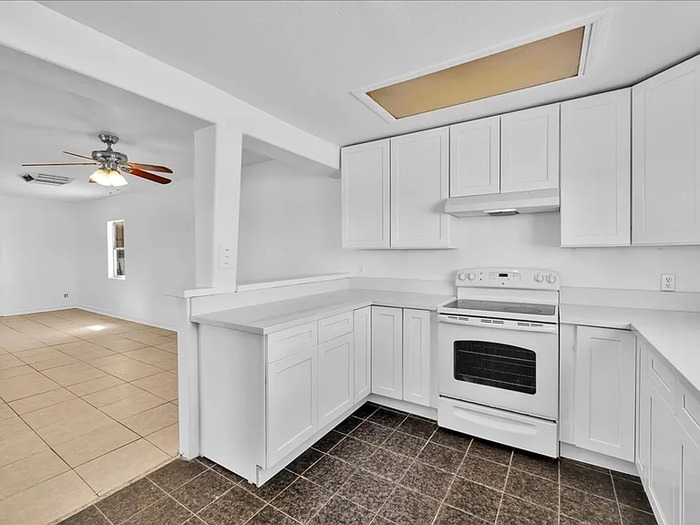 4611 Oasis Ave — Photo 20