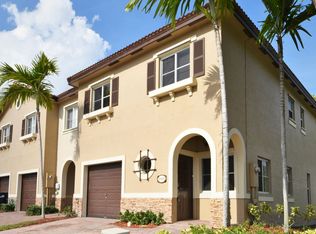 21926 SW 88th Path, Cutler Bay, FL 33190