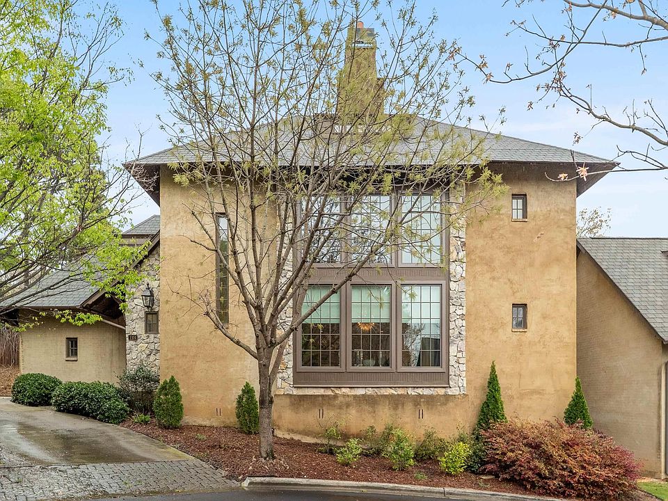 1st image of 1104 Hollywood Manor Cir