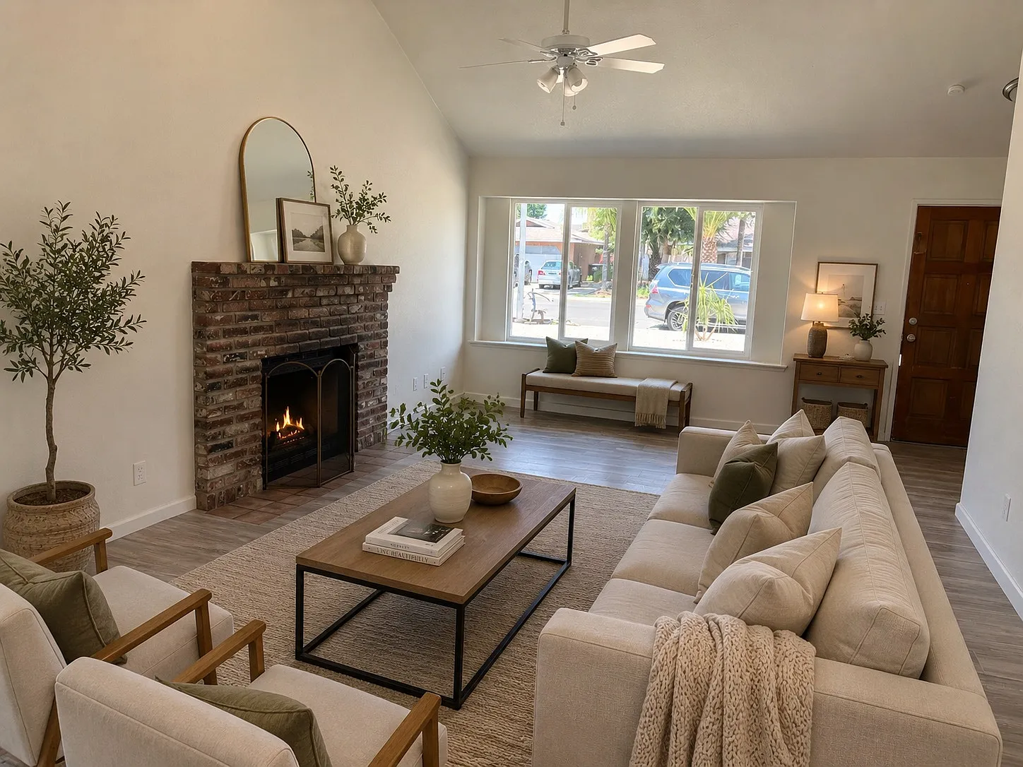 3 bed, 1167 sqft, $2,300 — Photo 4