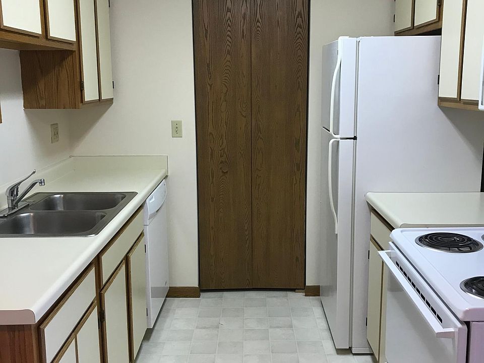 1st image of 1115 Michigan Ave E APT 10