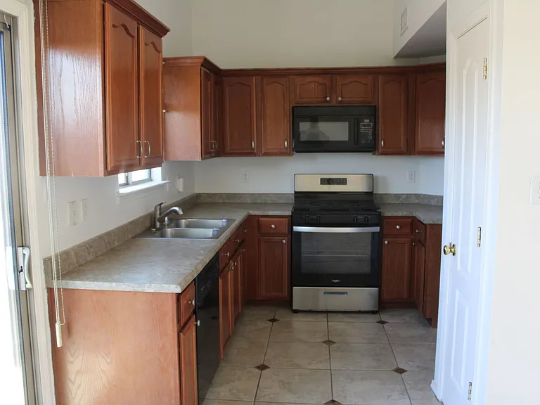 13985 Sandy Rock Dr — Photo 7