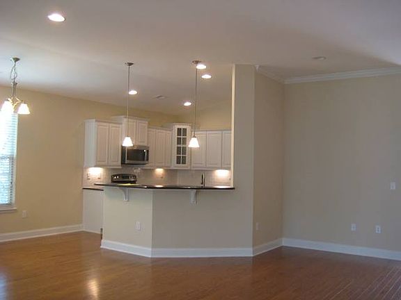 161 Parish Rd