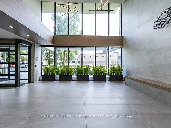 5th image of 2960 Don Mills Rd W #307