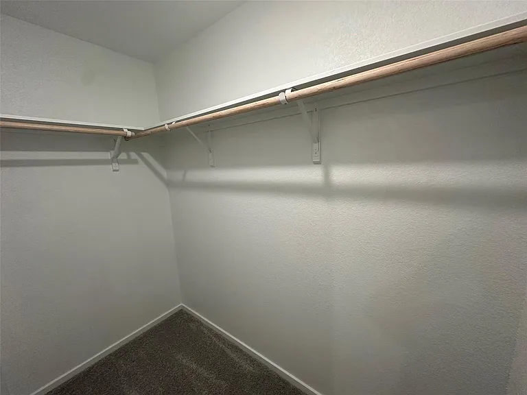 15131 Willowater Dr — Photo 17