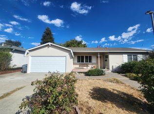 8475 Galindo Dr, Dublin, CA 94568