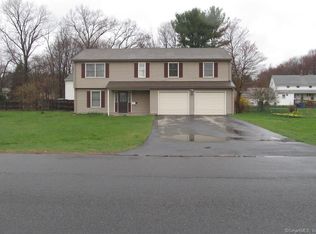 5 Cottage St, Windsor, CT 06095