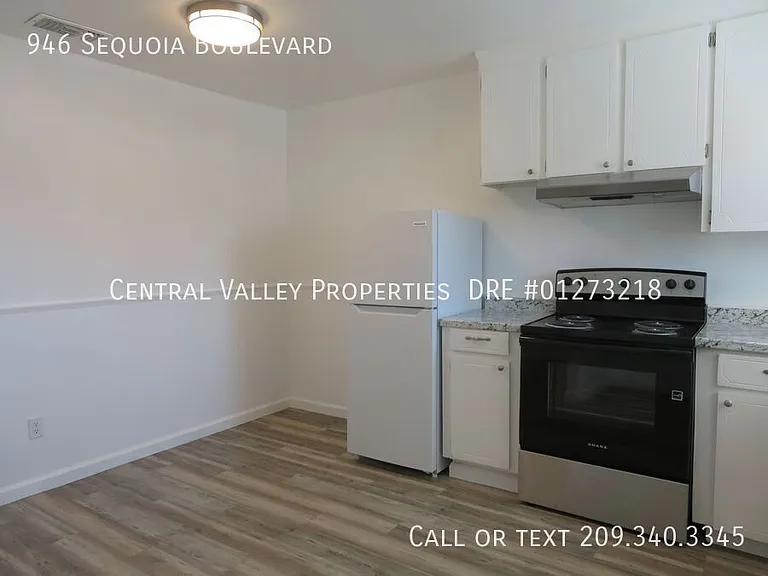 946 Sequoia Blvd — Photo 8