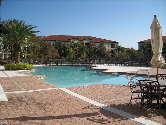4th image of 12965 Positano Cir APT 202