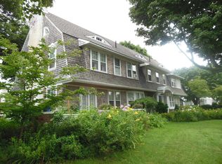 20 Stanley St, Fall River, MA 02720