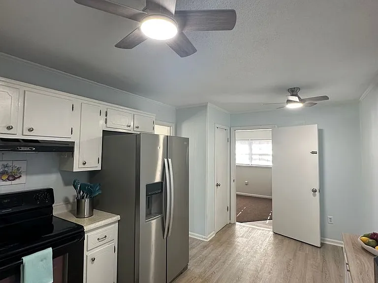 51 Lawanna Dr — Photo 11