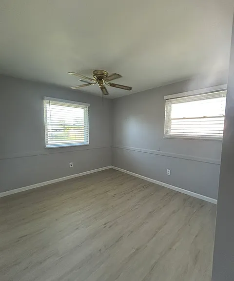 1478 Bonneville Ln — Photo 8