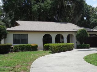 221 Frosti Way, Eustis, FL 32726