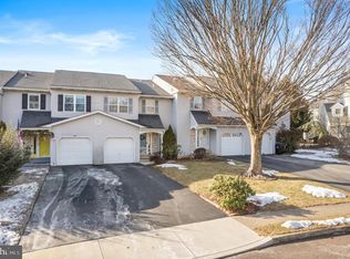 28 Deer Run Rd, Perkasie, PA 18944