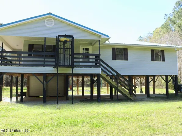 5010 Jobert Rd, Bay Saint Louis, MS 39520