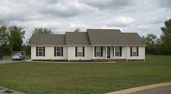 1st image of 130 Broomsage Cir