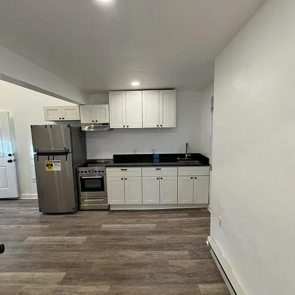 32 Bridge St #3 — Photo 5