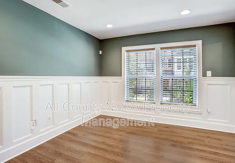 2908 Pinebrook Rd — Photo 6