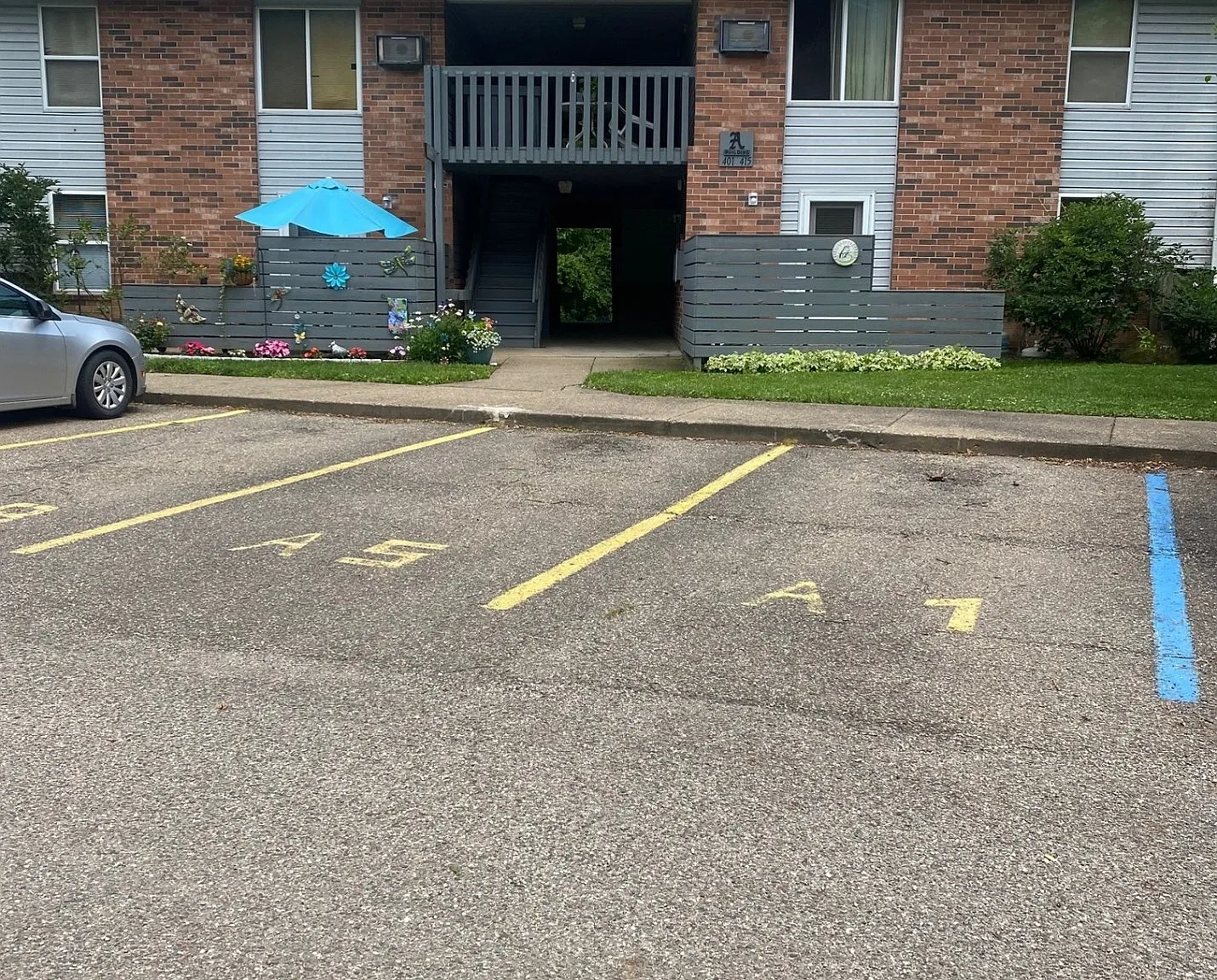 Clay Village Apartments — Photo 2