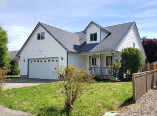 745 SE Justin St, Sheridan, OR