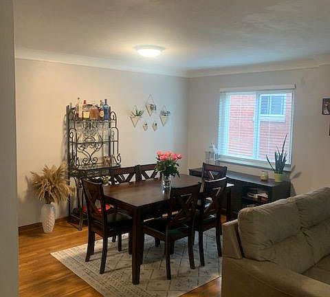 4th image of 1439 Ashland Ave #B
