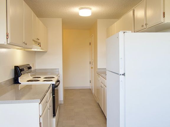 5th image of 15100 65th Ave S APT 26