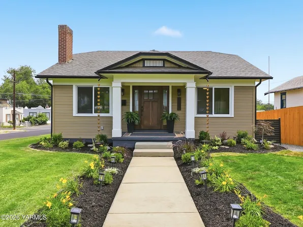 701 S 17th Ave, Yakima, WA 98902