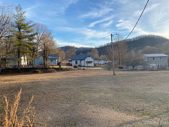 3rd image of 70 Alabama Ave #1