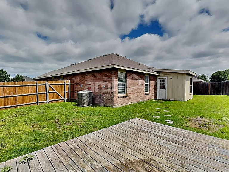 506 Azalea Dr — Photo 21