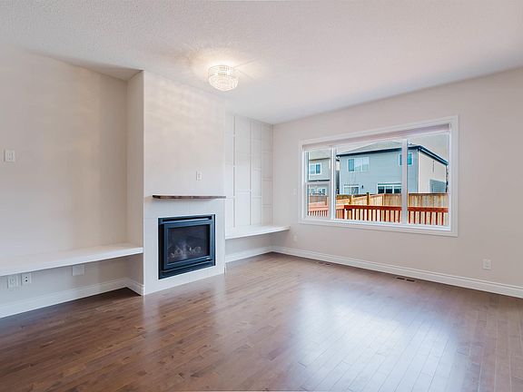 5th image of 4875 Wright Dr SW