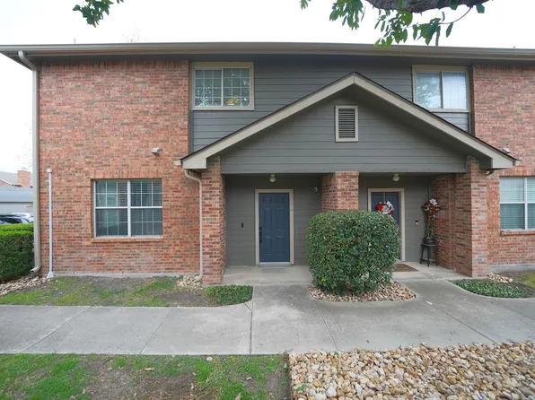 68 Chapel Hill Cir, San Antonio, TX 78240