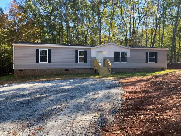 712 Carl Baker Rd, Starr, SC 29684