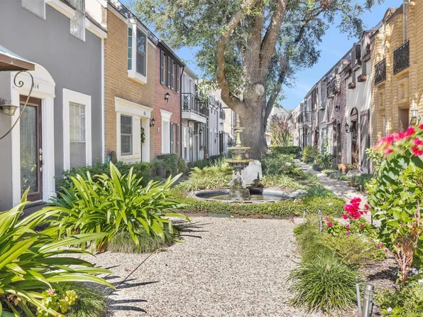 11515 Burdine St APT 530, Houston, TX 77035