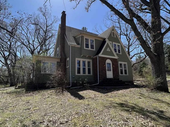 W2111 Highway 23, Green Lake, WI 54941