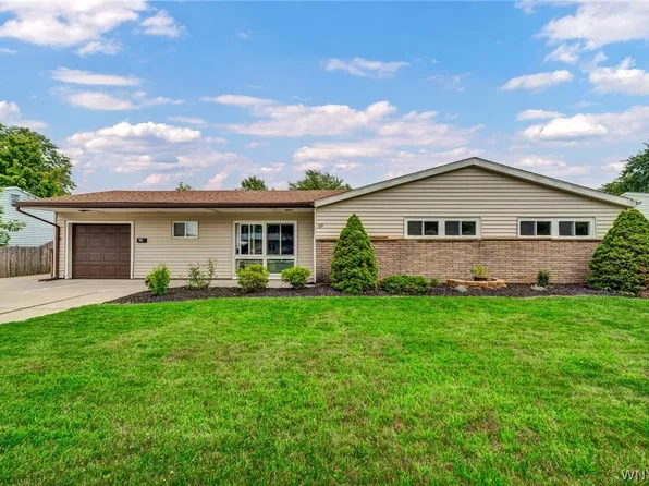 69 Cornell Dr, Depew, NY 14043