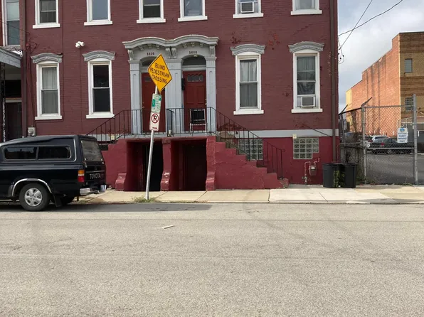 1810 Locust St, Pittsburgh, PA 15219