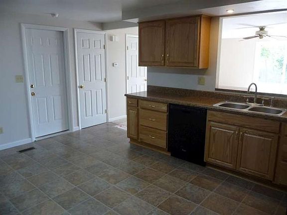 5th image of 7245 Claybeck Dr