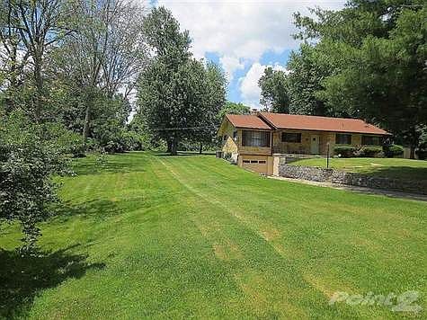 <div align="center"><FONT   color="#ff0000" size="+1"><MARQUEE bgcolor="#ffffff"   direction="left" loop="20" width="75%"><STRONG>SELLER WANTS OFFER! TERRIFIC LOCATION ON ALMOST AN ACRE LEVEL HOMESITE!</MARQUEE></FONT></DIV>   <b><EM>SELLERS REMEMBER THEIR FAVORITE THINGS!</EM></b> When ask what they enjoyed most about owning this property, the sellers responded "We enjoyed the serenity of the front porch and back deck, the grape arbor, apple tree and wide gardening areas, wildlife such as deer, rabbits, etc and the great location convenient to I-275 Mineola Pike, Airport and Shopping!"