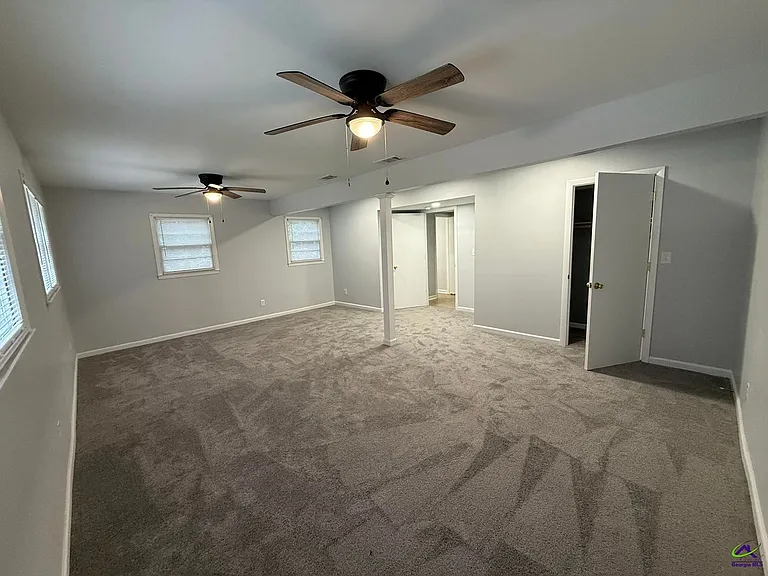 319 Ashby Way — Photo 14
