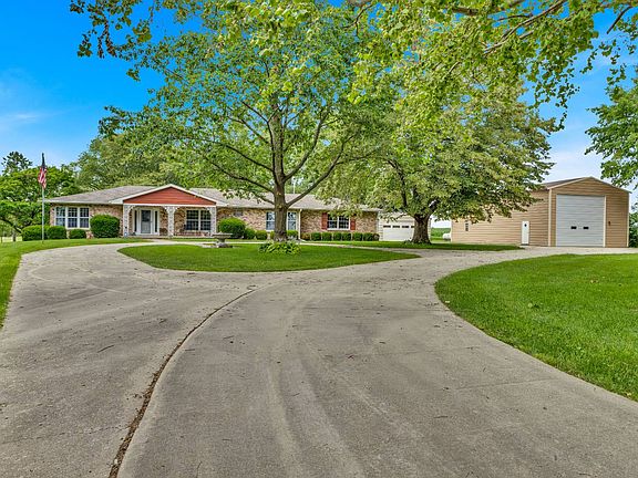 2nd image of 1747 260th St