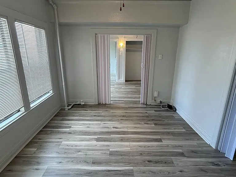 The Blackstone Apartments — Photo 20