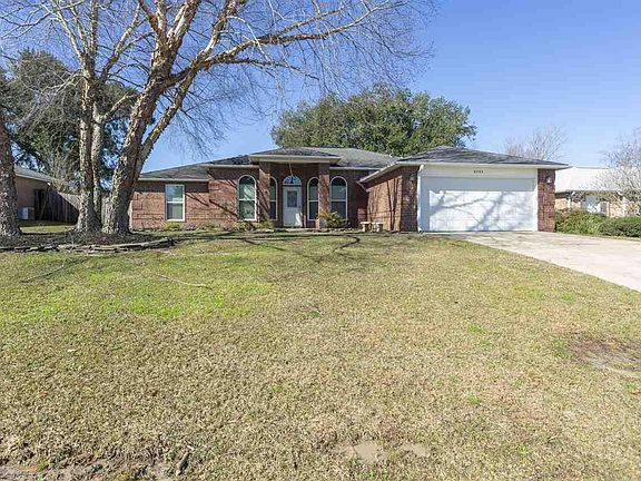 2nd image of 2727 Blackwood Dr